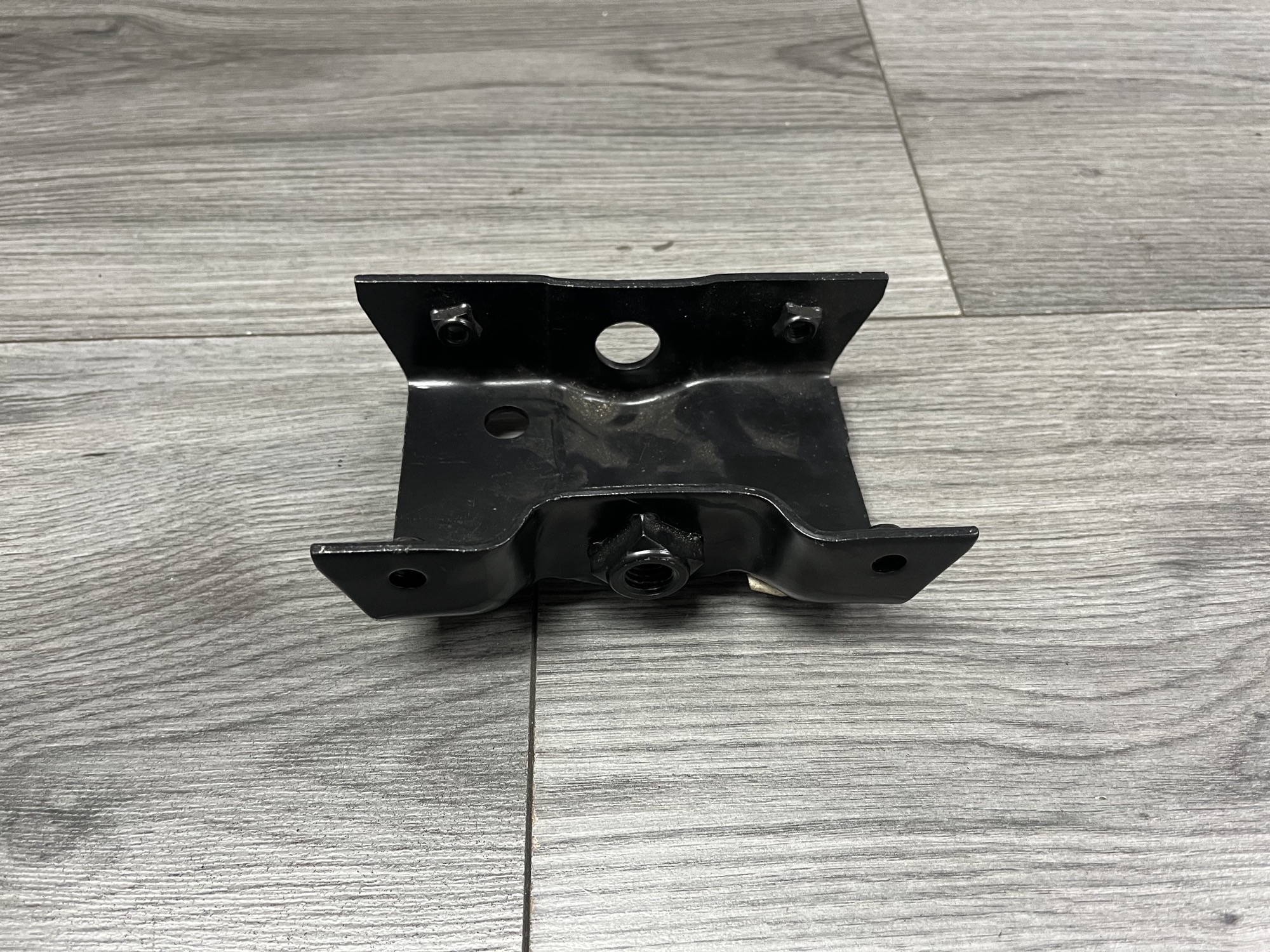 BMW E32 USA Front bumper energy absorber mount bracket 51111928281