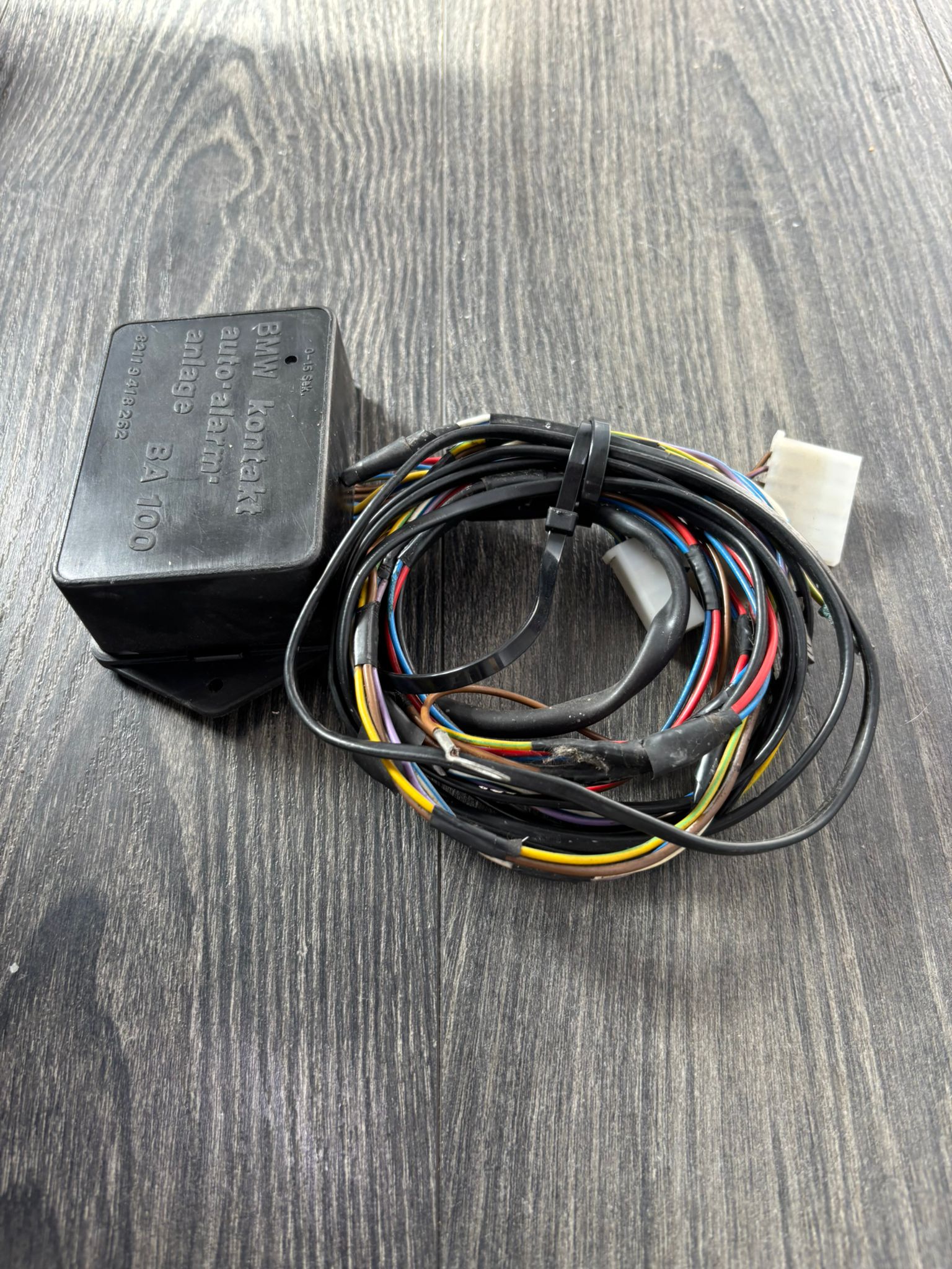 BMW E30, E28 installation kit alarm system BA100 82119418262 - Image 4